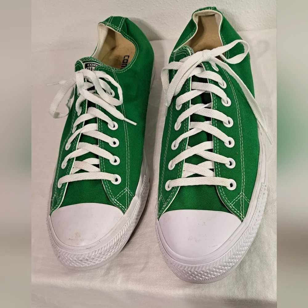 Converse Green Canvas Low-Top Sneakers with White Accents sz. 14 m/16w - Picture 2 of 6